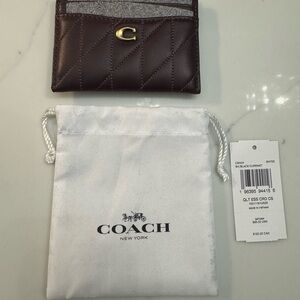 Coach Women's Quilted Pillow Leather Essential Card Case B4/Black Currant